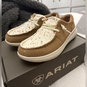 Ariat Hilo slip on's